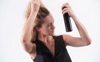 Kaip padidinti plaukų apimtį prie šaknų namuose