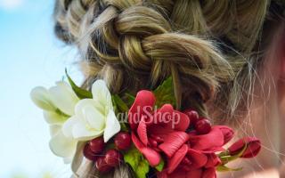 Foamiran'dan yapılmış çiçekli saç tokaları: saç için ana sınıf, gül fotoğrafı, kendin yap MK